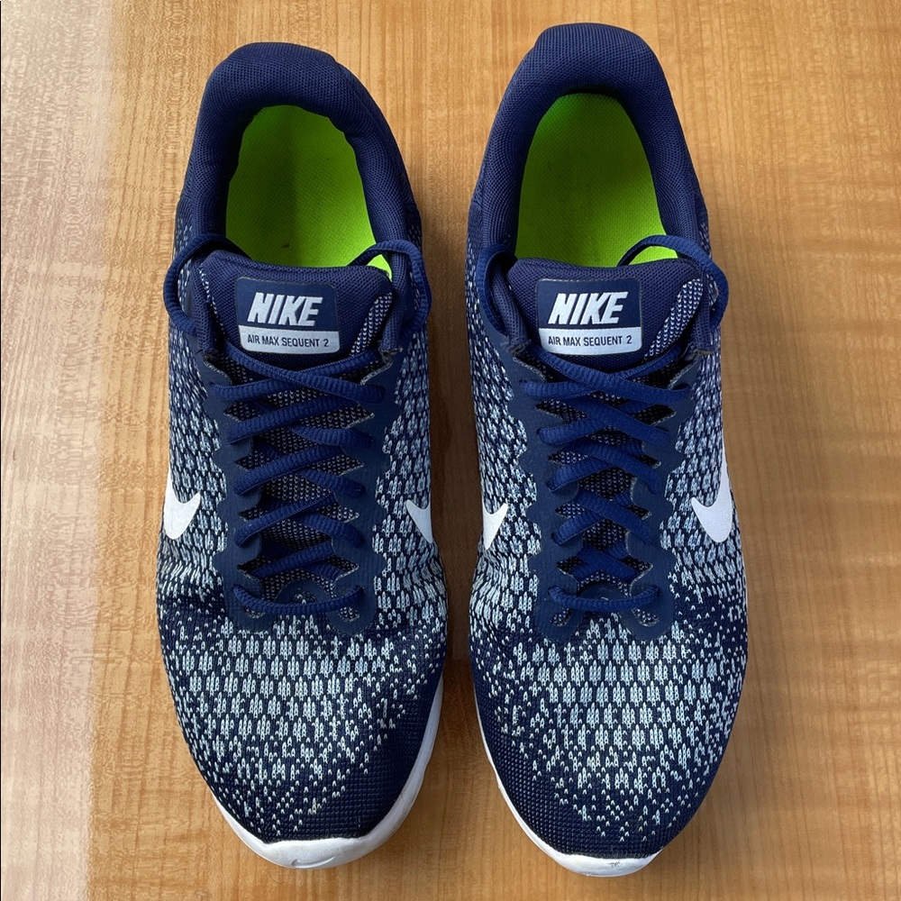 Nike Men’s Air Max Sequence 2 Blue and White Running Shoes Size 12 - Picture 3 of 9